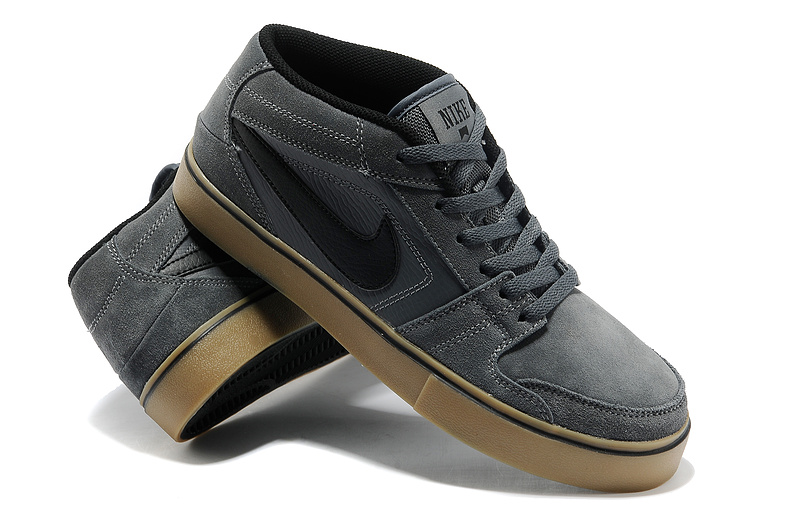 NIKE RUCKUS MID LR [R. 03]